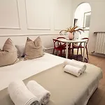 Callmehome - Navigli - Authentic Milanese 公寓