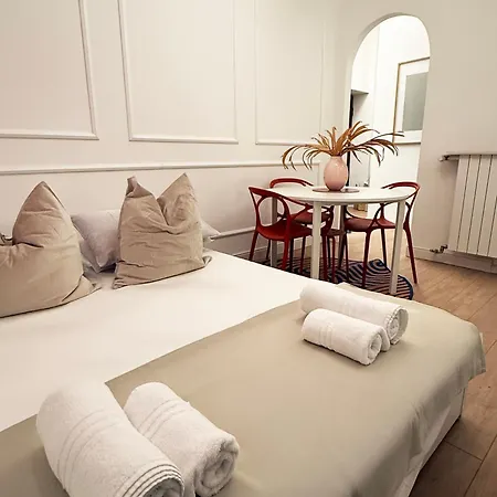 Callmehome - Navigli - Authentic Milanese Апартаменты